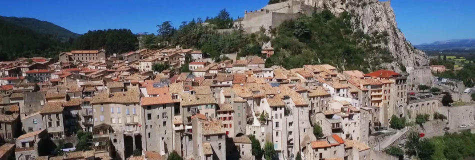 Village des Alpes-de-Haute-Provence