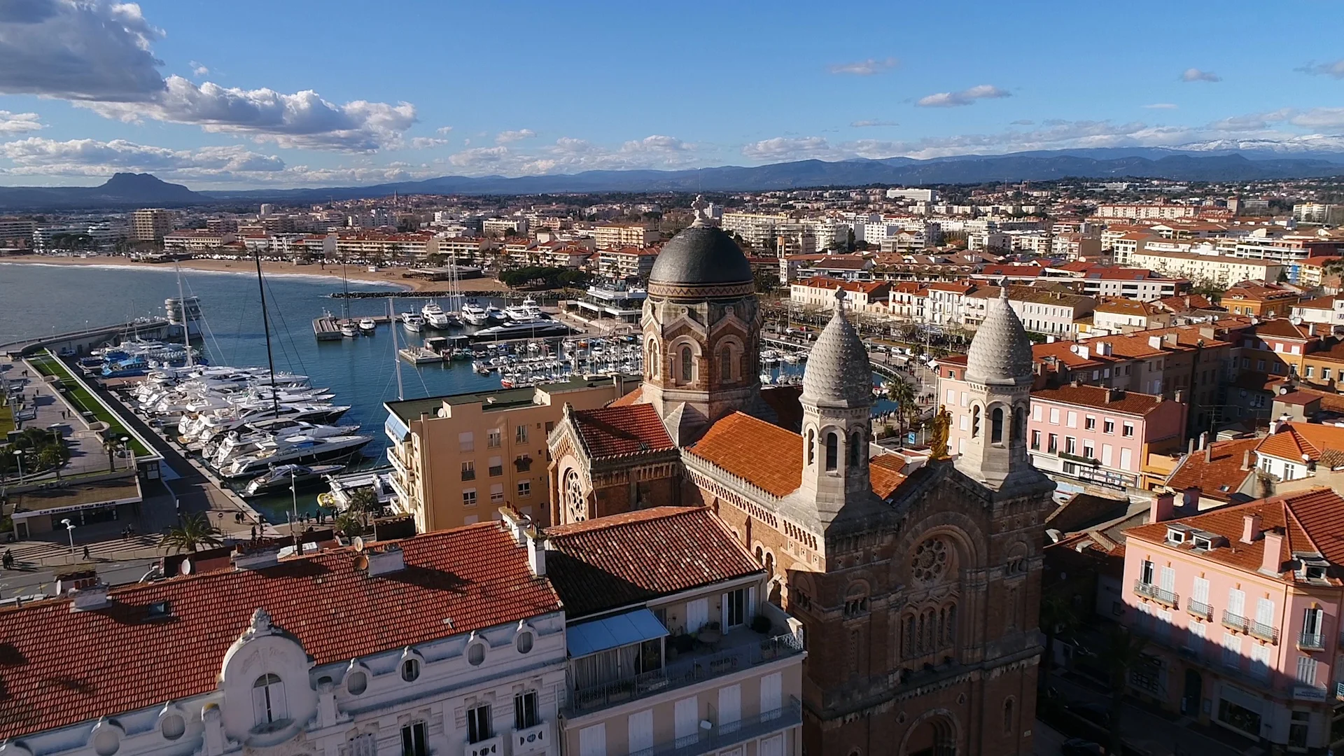 Visiter Saint-Raphaël : une escapade authentique en Méditerranée